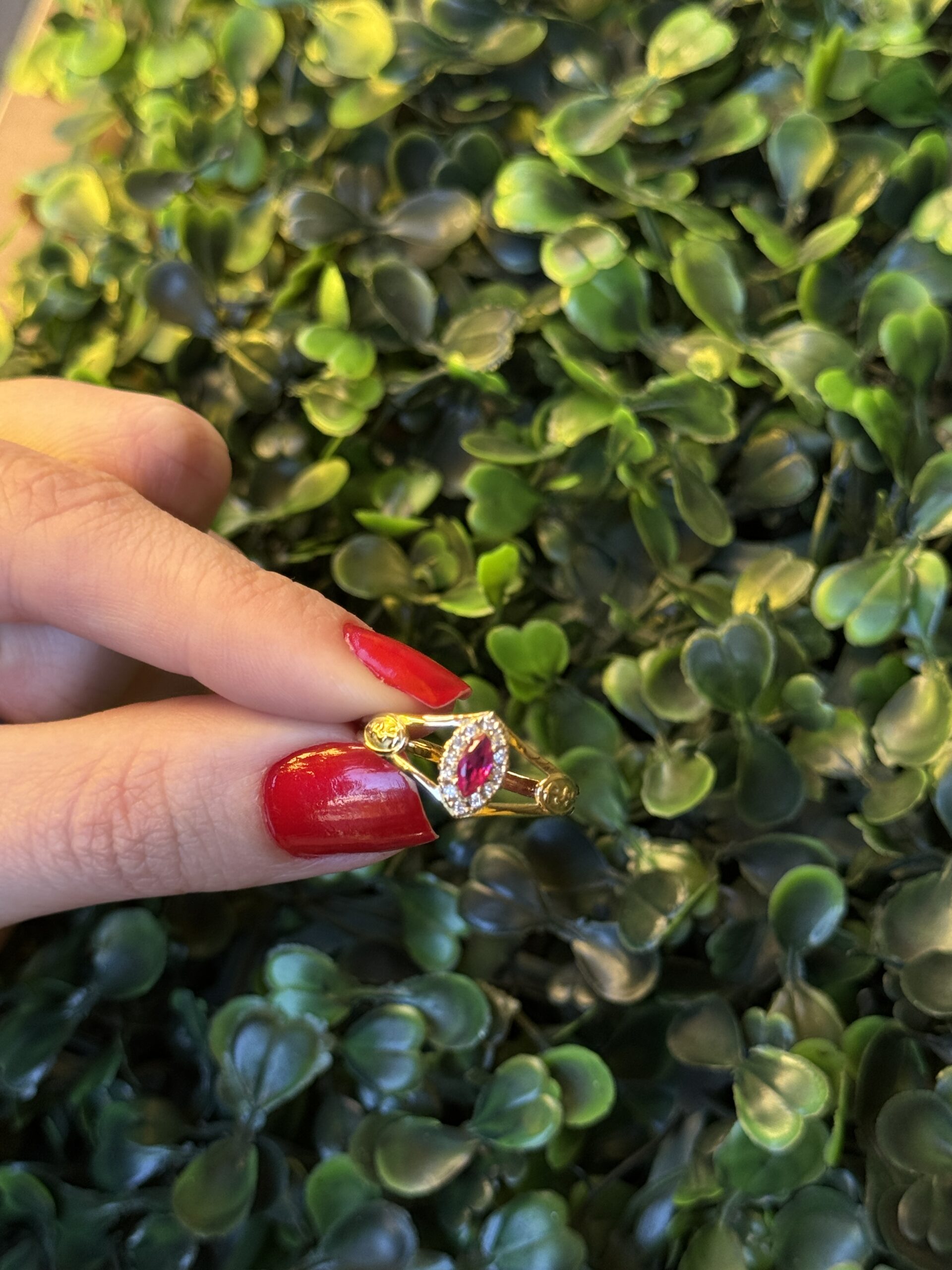 Anel de formatura em ouro 18k - Imagem 9