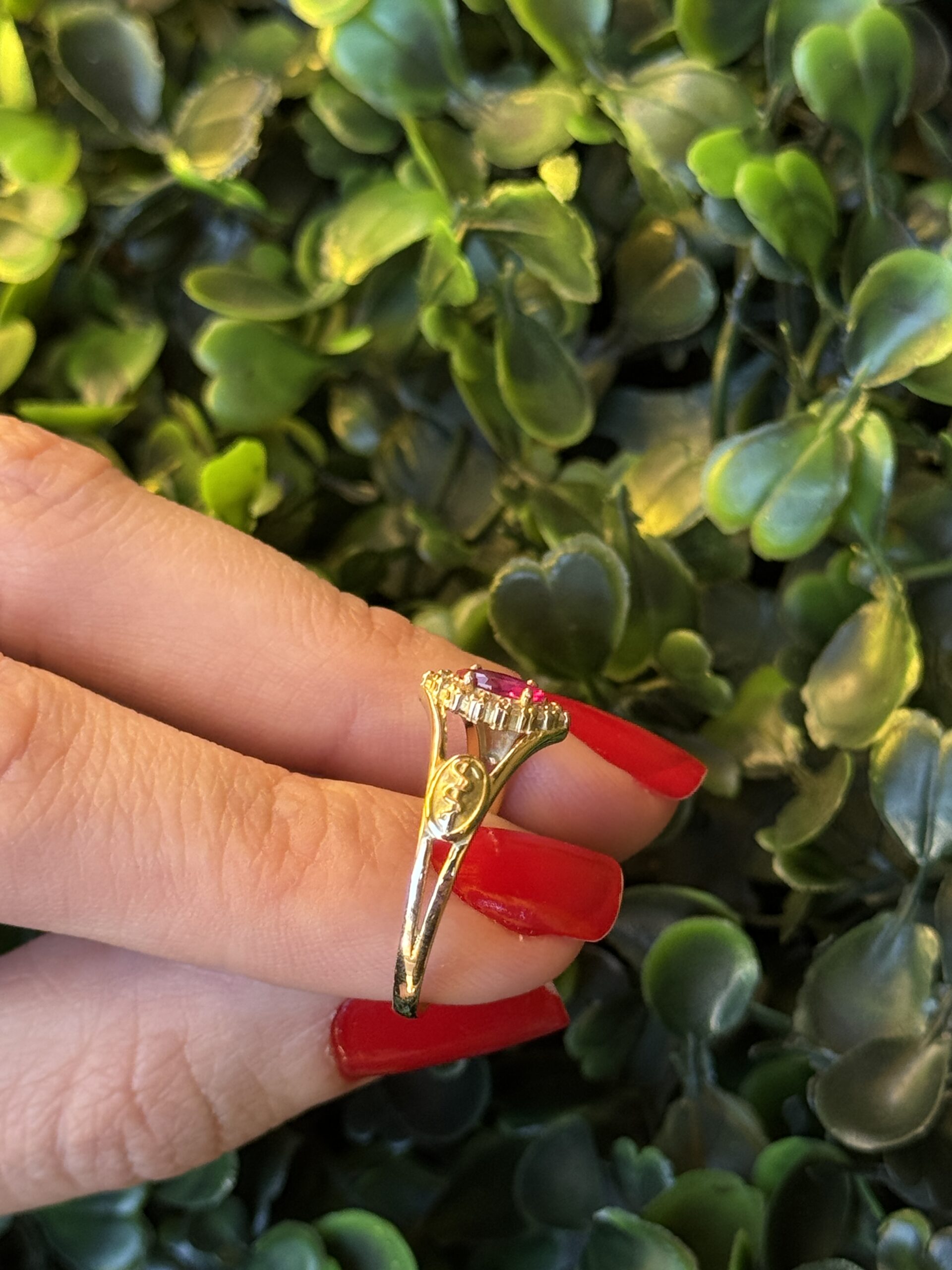 Anel de formatura em ouro 18k - Imagem 8