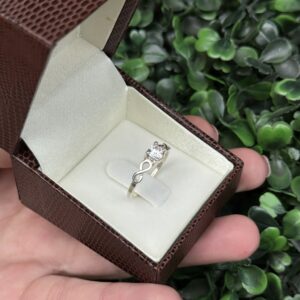 Solitário em prata - Modelo infinito