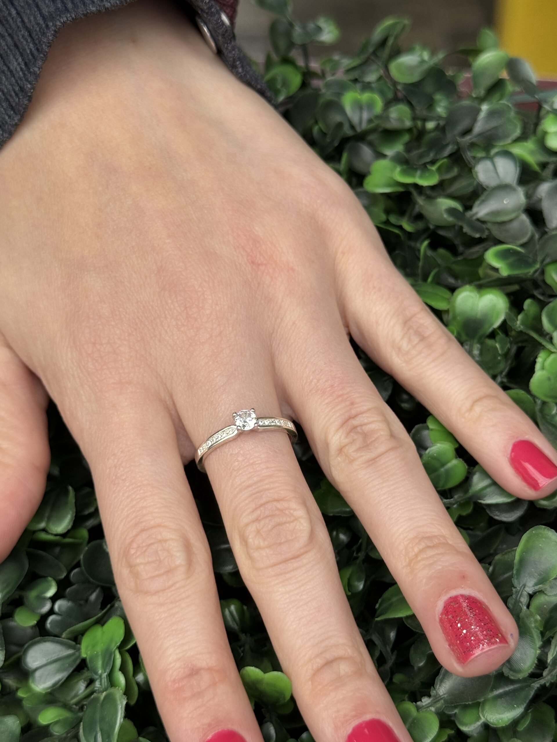 Solitário em prata cravejado - Imagem 5