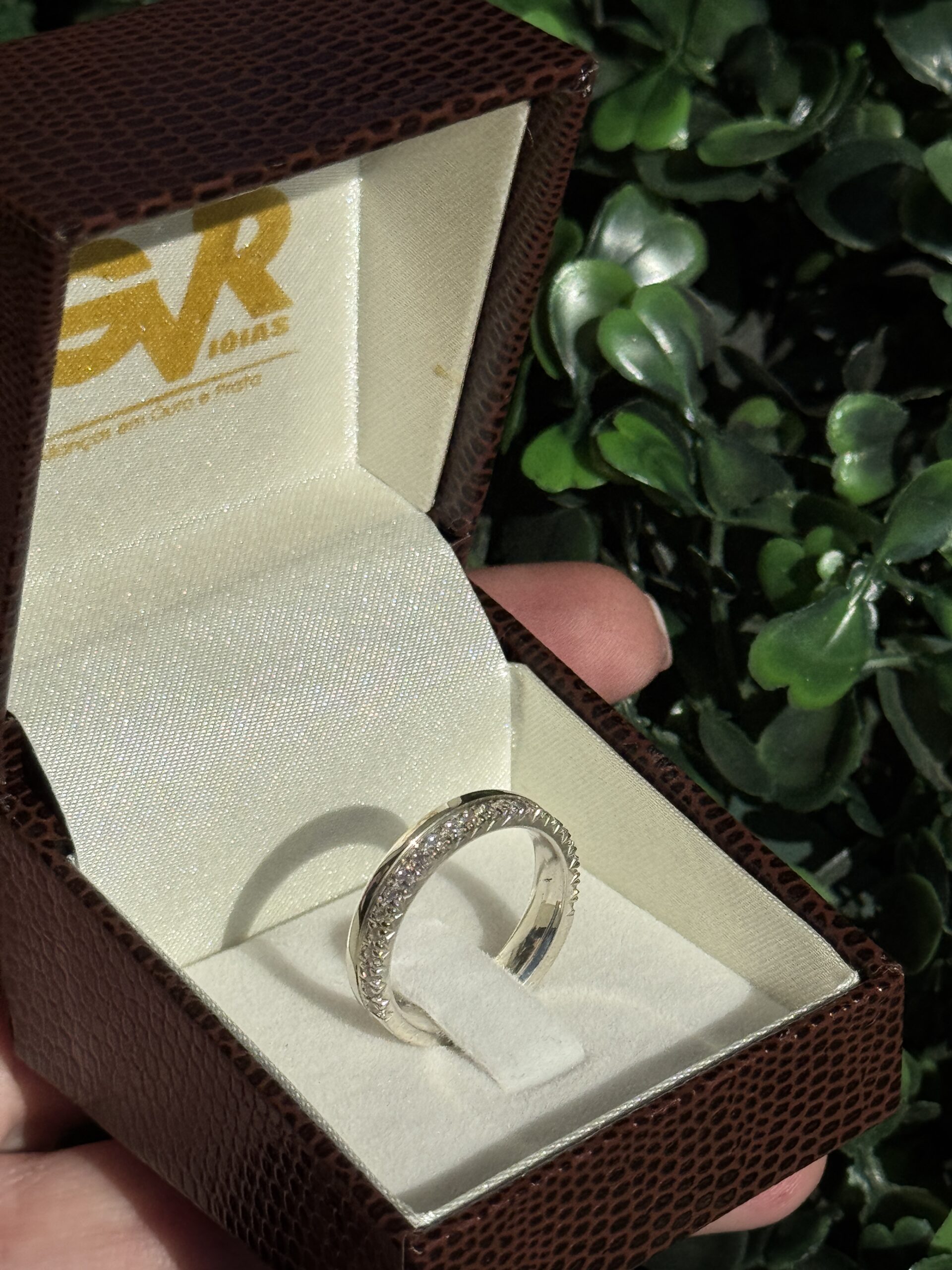 Meia aliança em prata