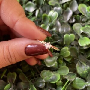 Solitário em prata simples