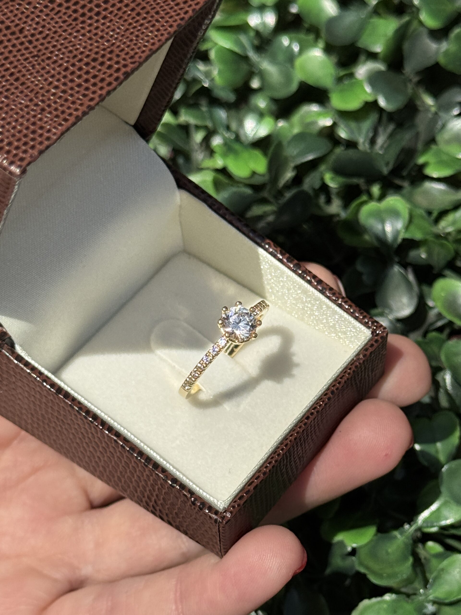 Solitário em ouro 18k