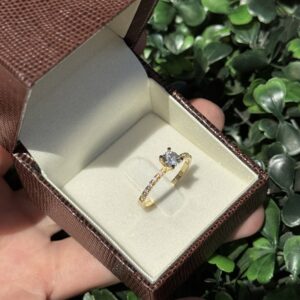 Solitário em ouro 18k