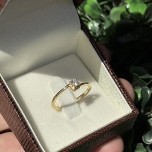 Solitário em ouro 18k