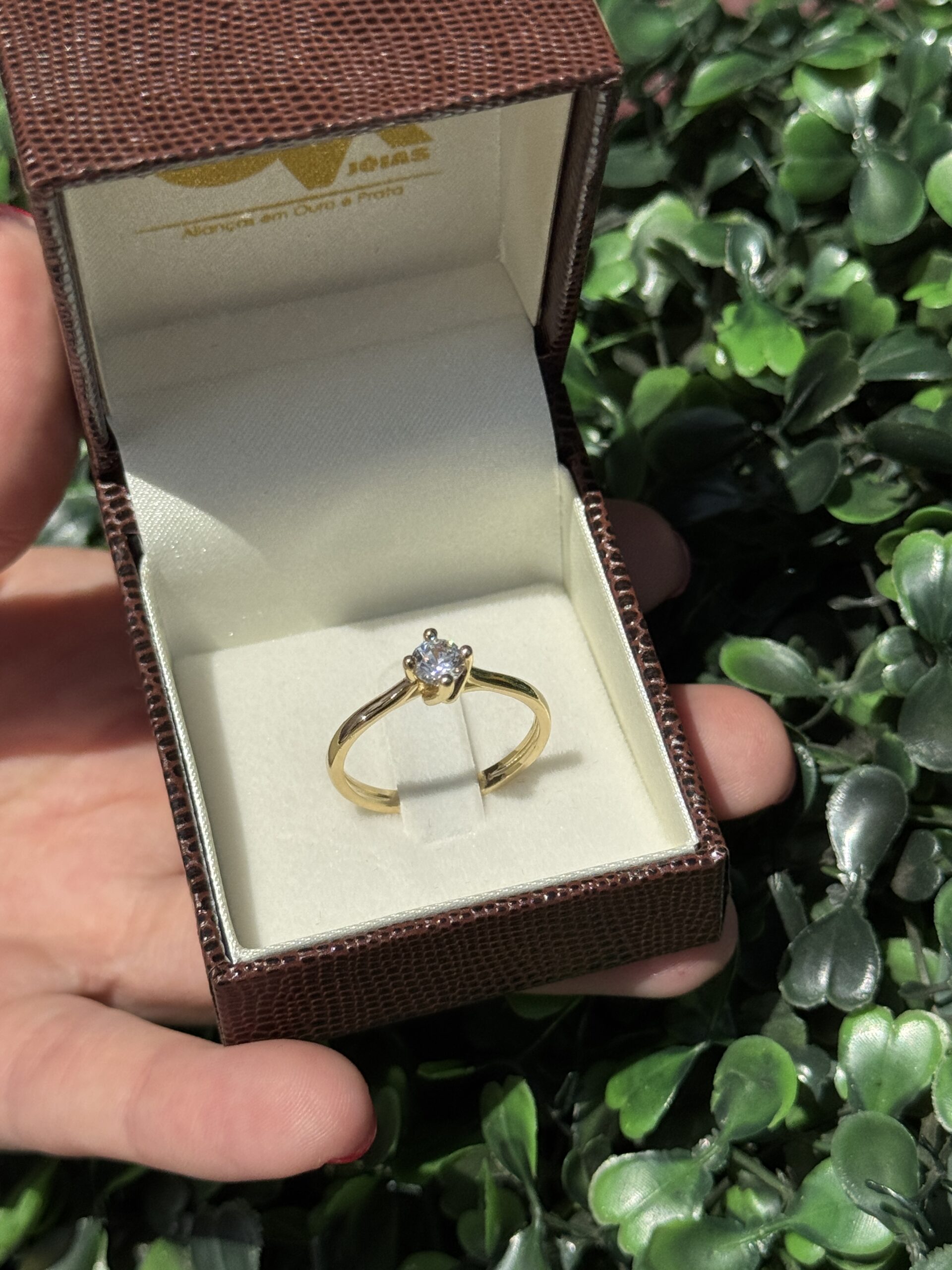 Solitário em ouro 18k