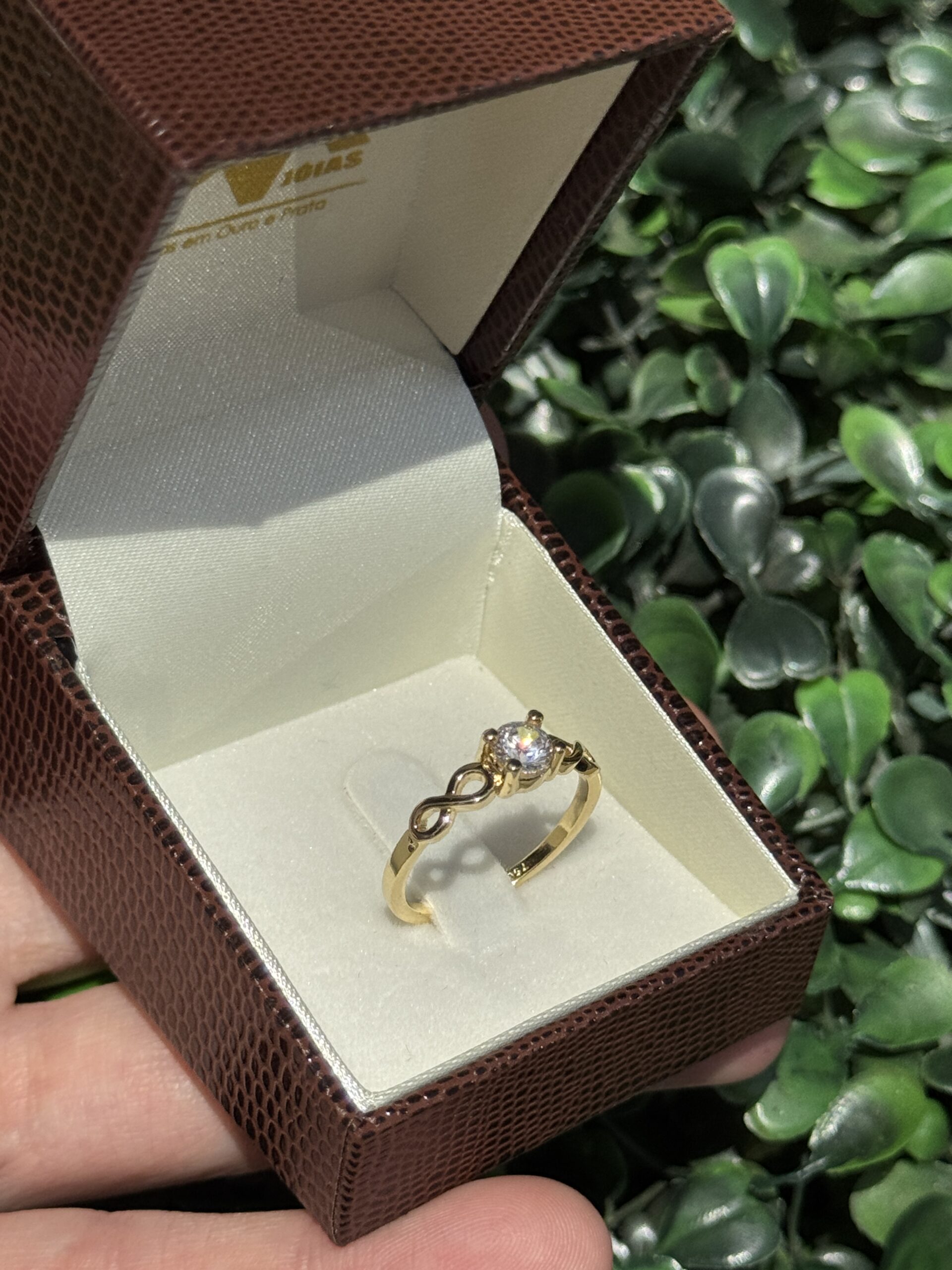 Solitário em ouro 18k