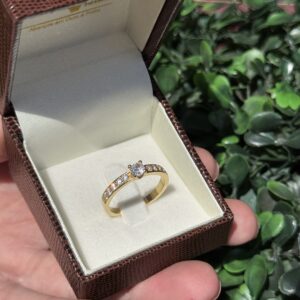 Solitário em ouro 18k