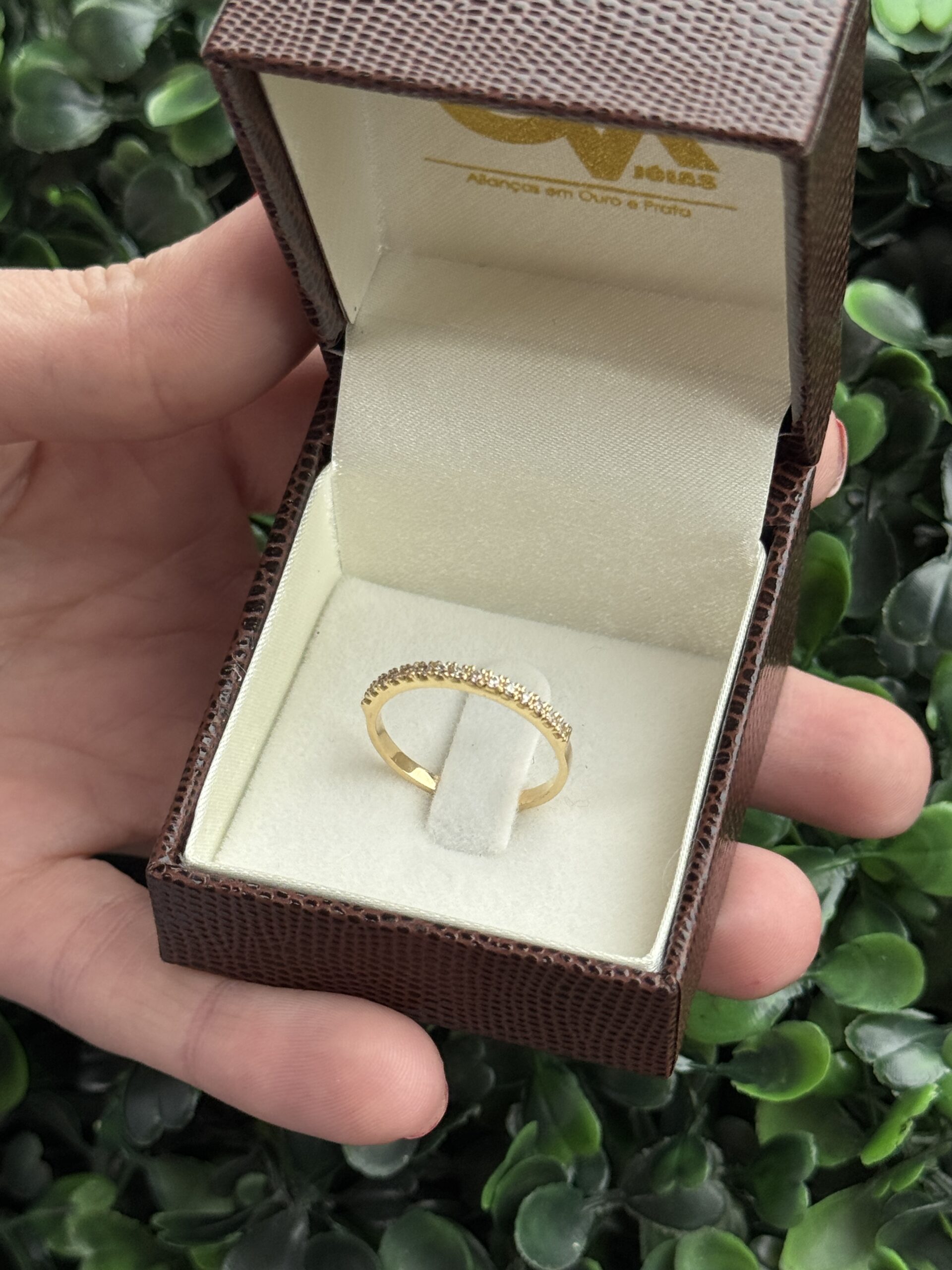 Meia aliança fina em ouro 18k - Imagem 6