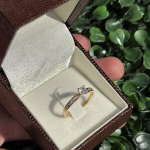 Solitário em ouro 18k