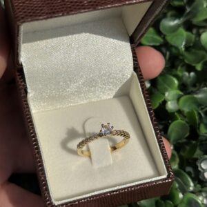 Solitário em ouro 18k