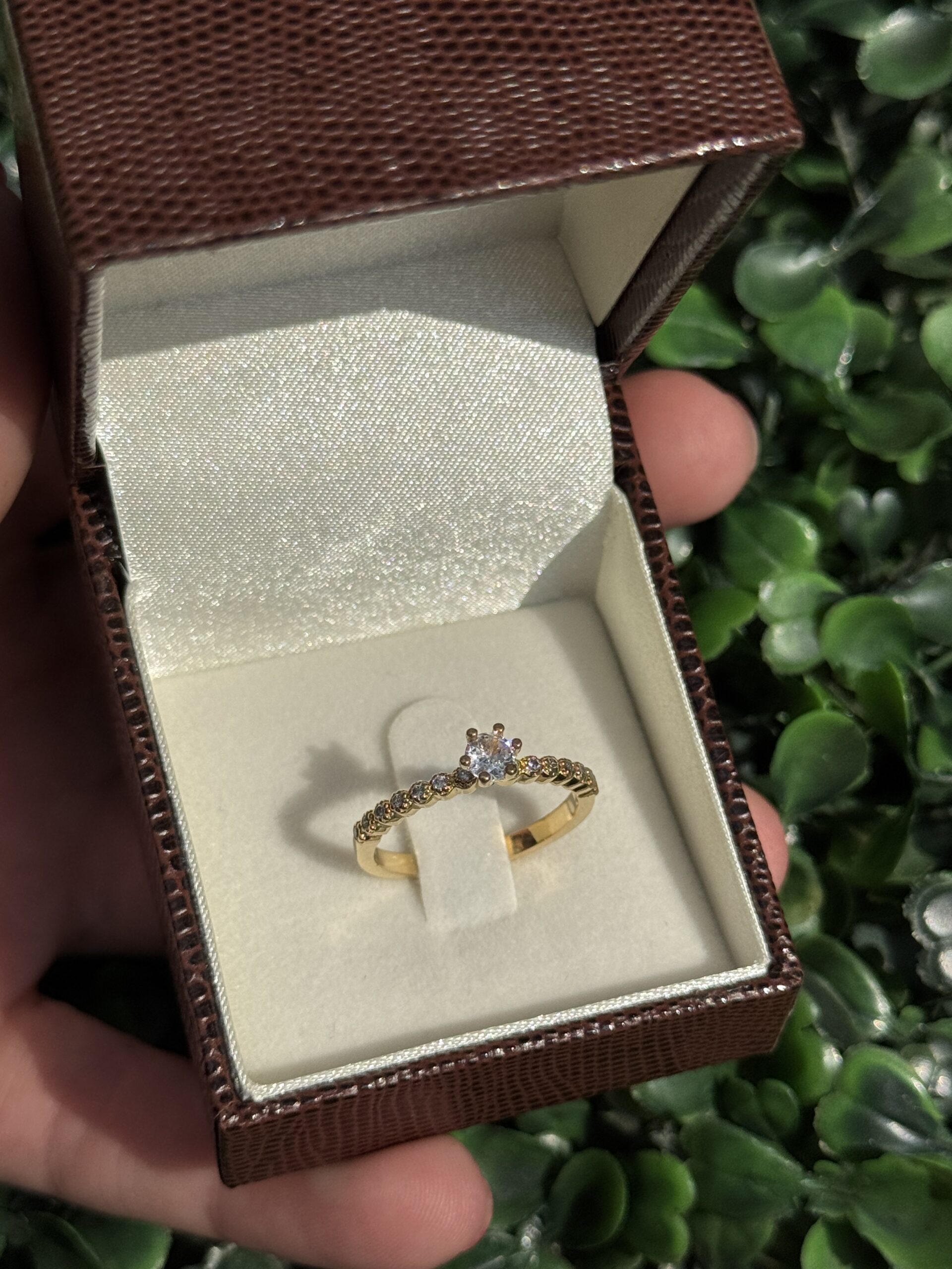 Solitário em ouro 18k