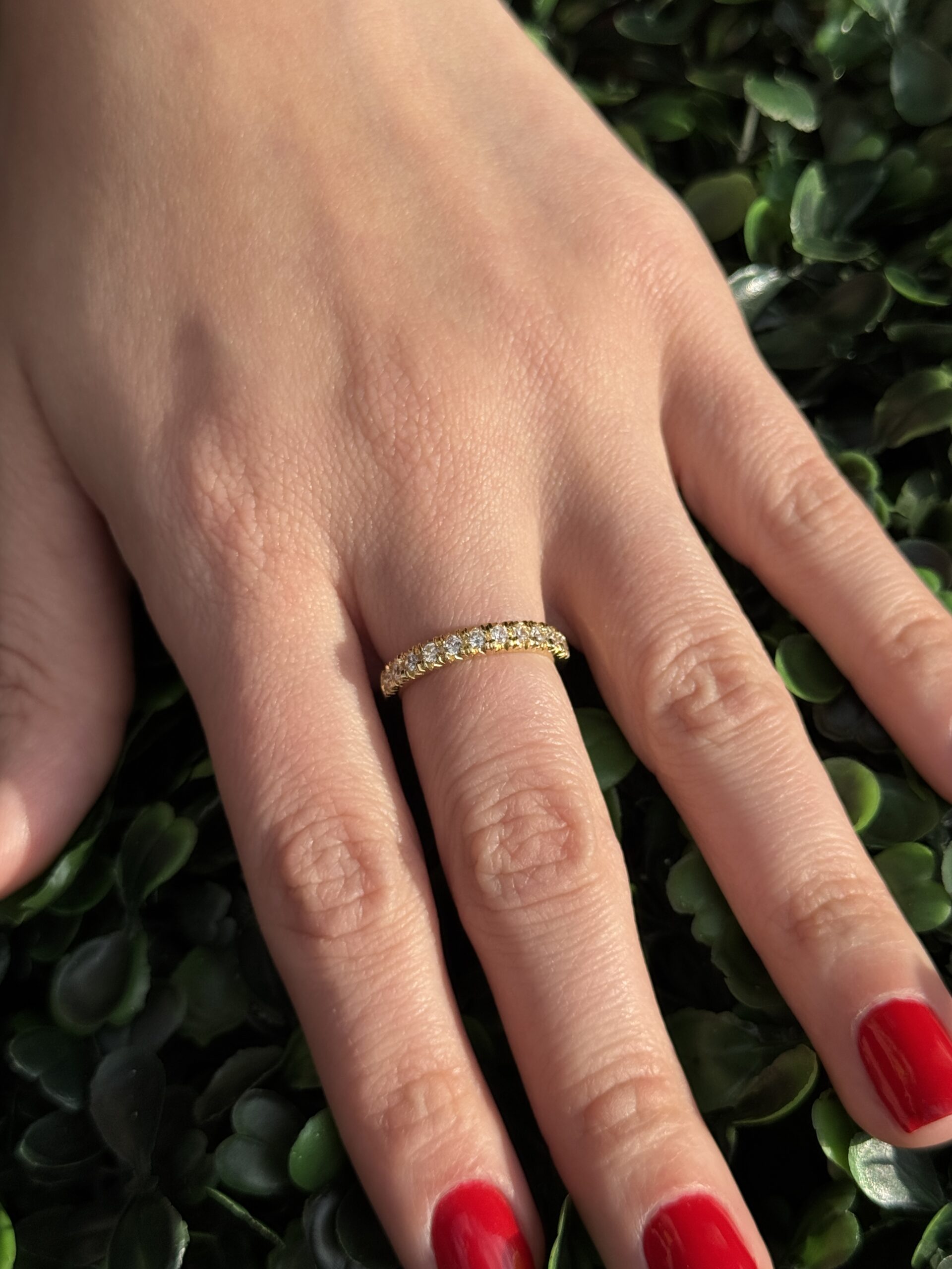 Meia aliança em ouro 18k - Imagem 4