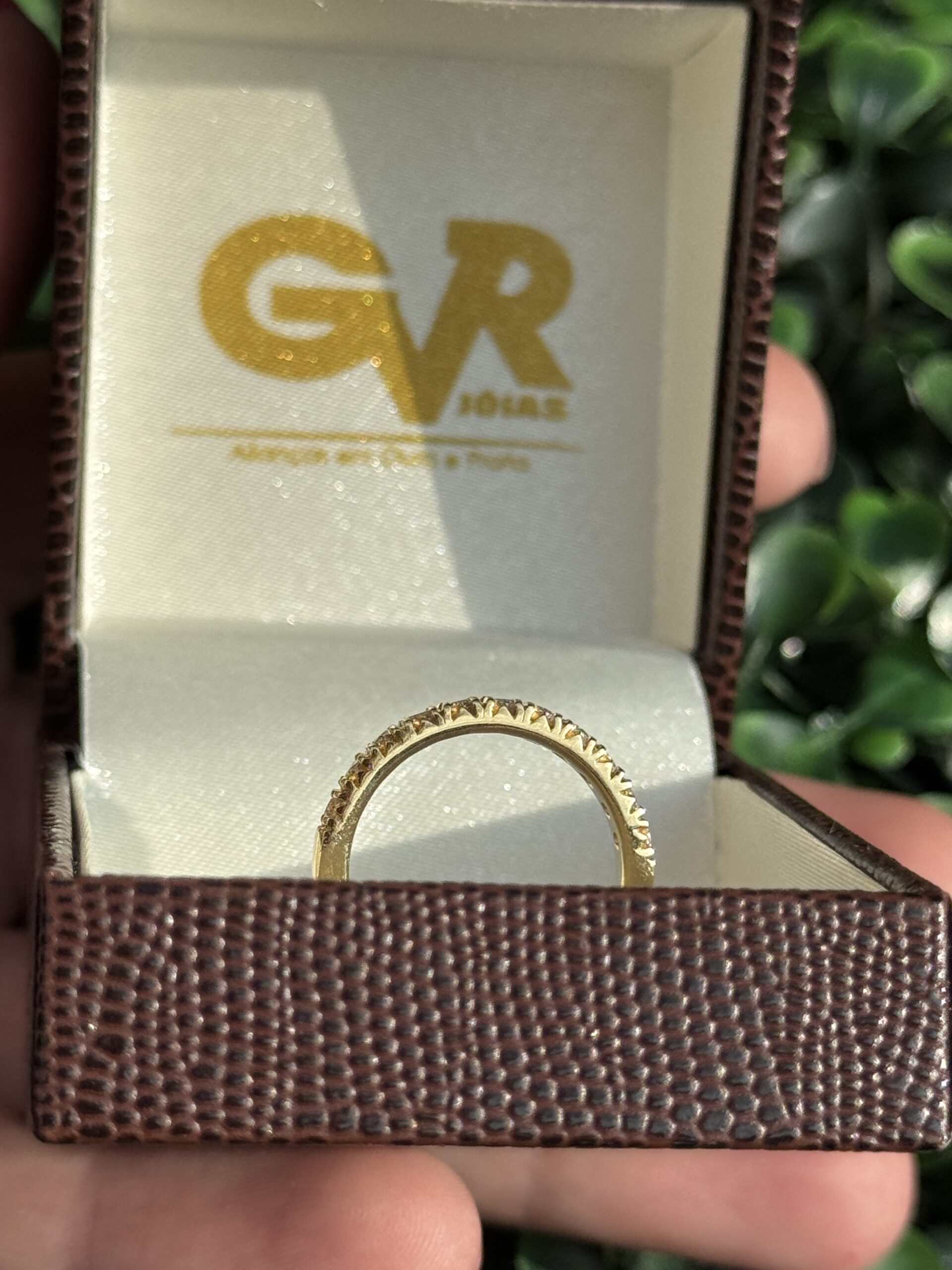 Meia aliança em ouro 18k - Imagem 2