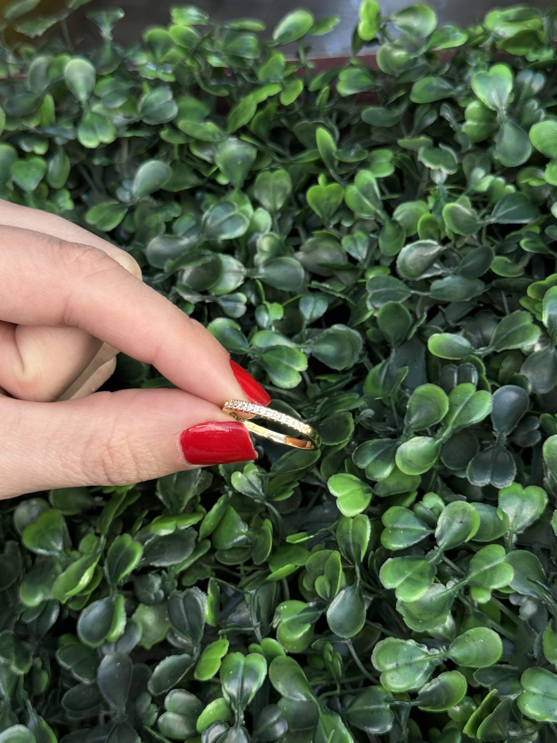 Meia aliança fina em ouro 18k - Imagem 5