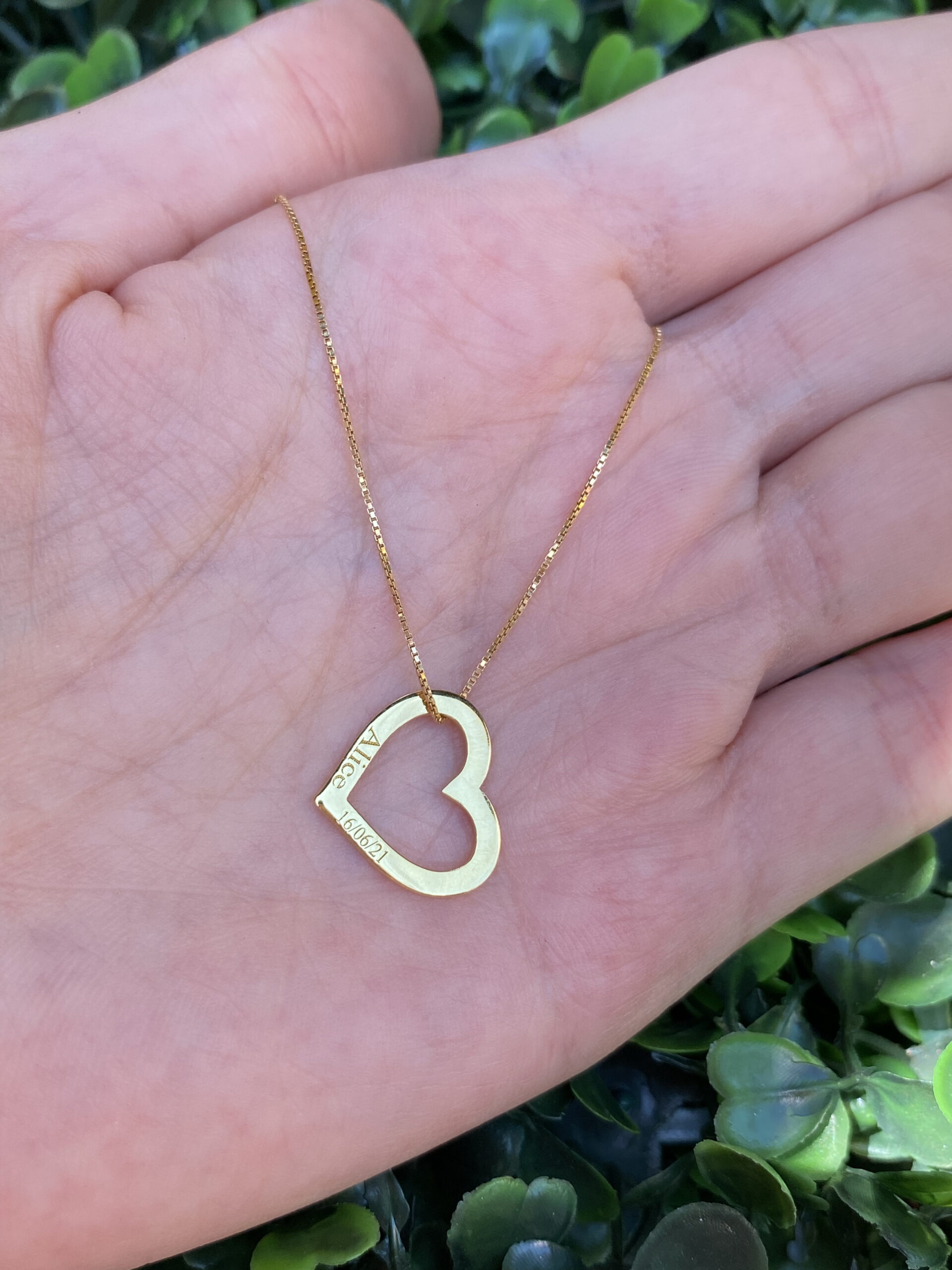 Pingente coração com nome em ouro 18k - Imagem 4