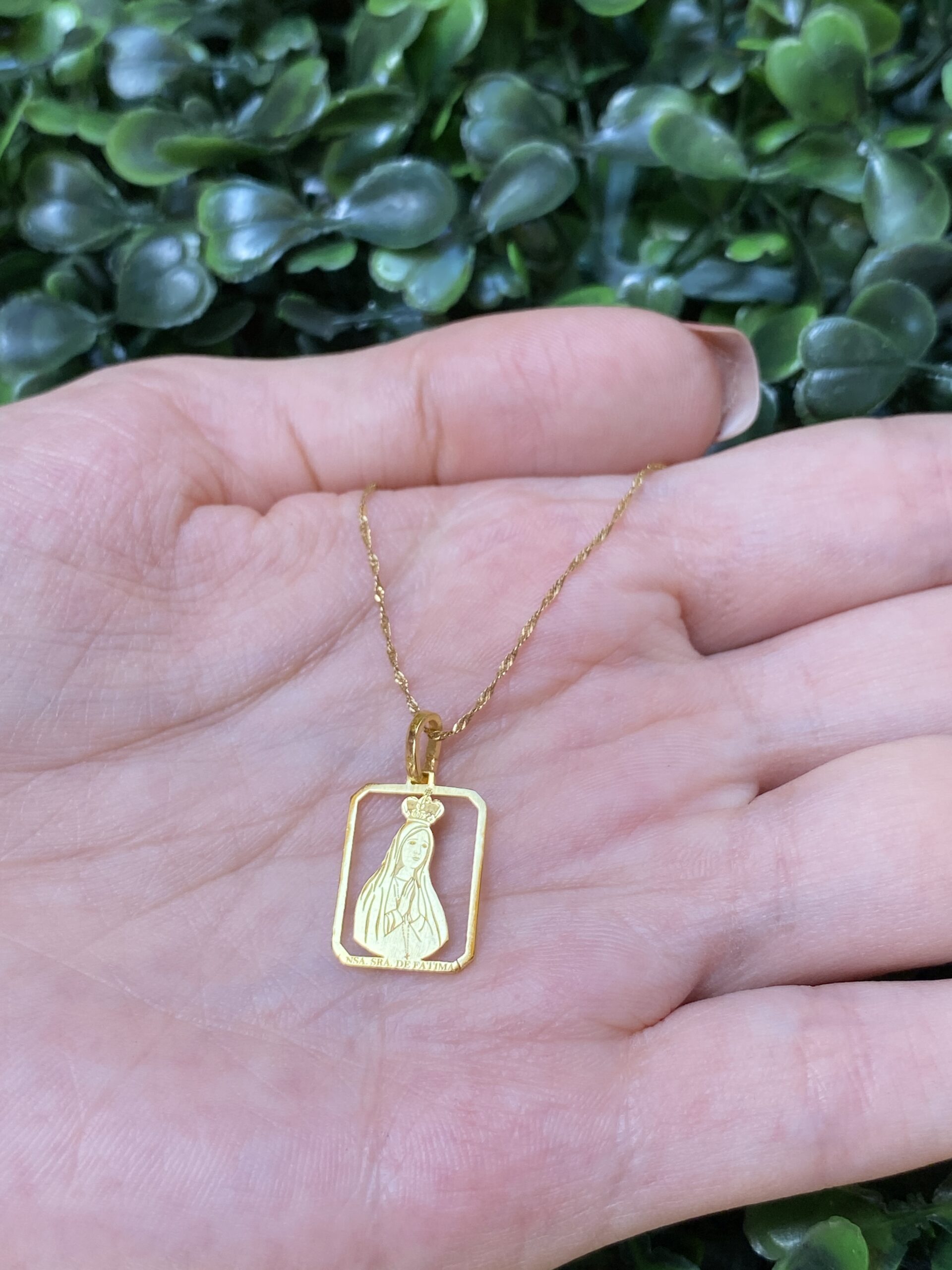 Pingente Nossa Senhora de fátima em ouro 18k - Imagem 3