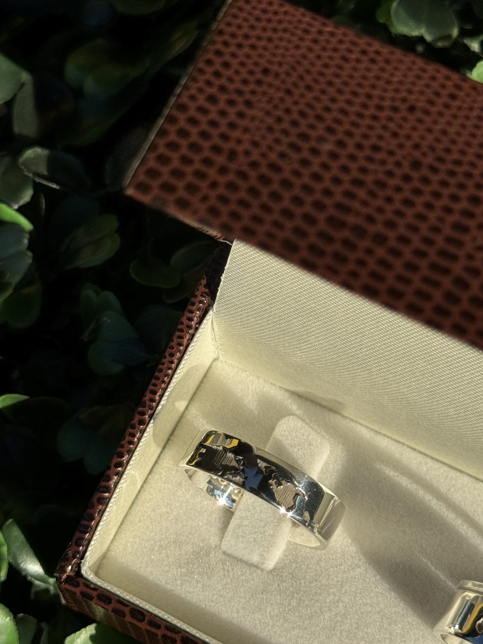 Par de aliança 6mm em prata - Imagem 2