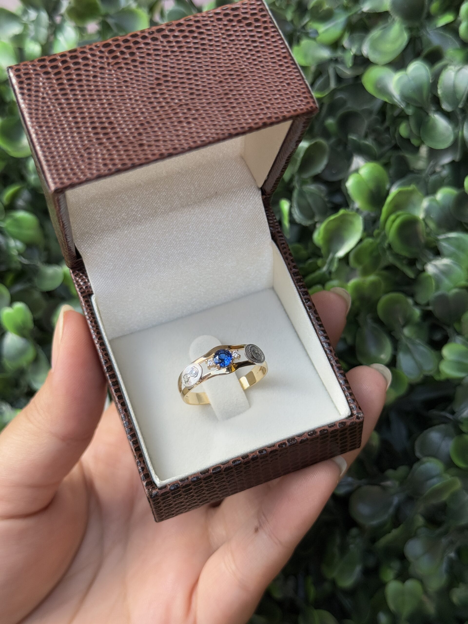 Anel de formatura em ouro 18k - Imagem 5