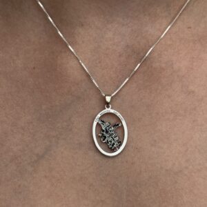 Pingente São Miguel Arcanjo em prata