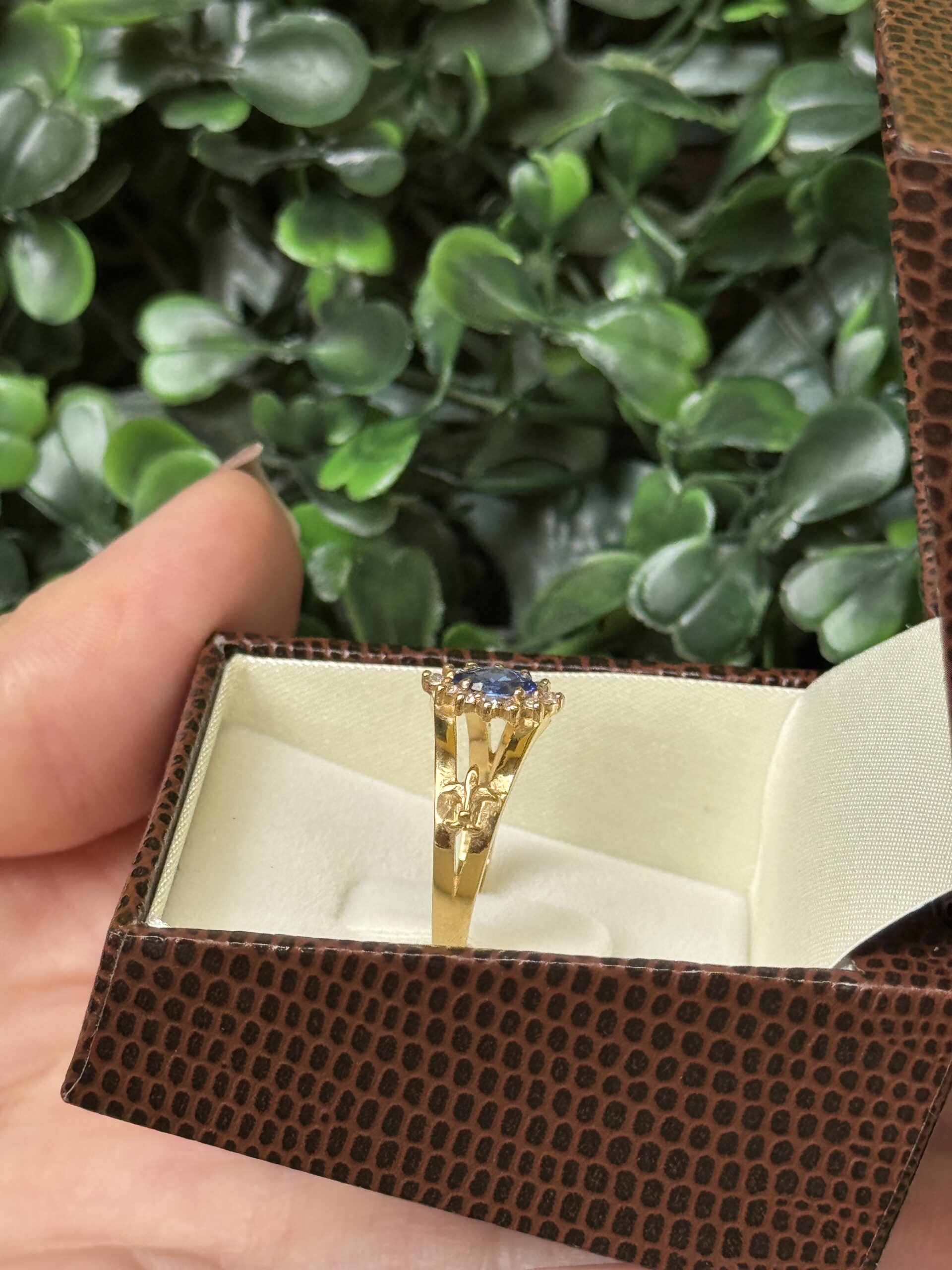 Anel de formatura em ouro 18k - Imagem 7