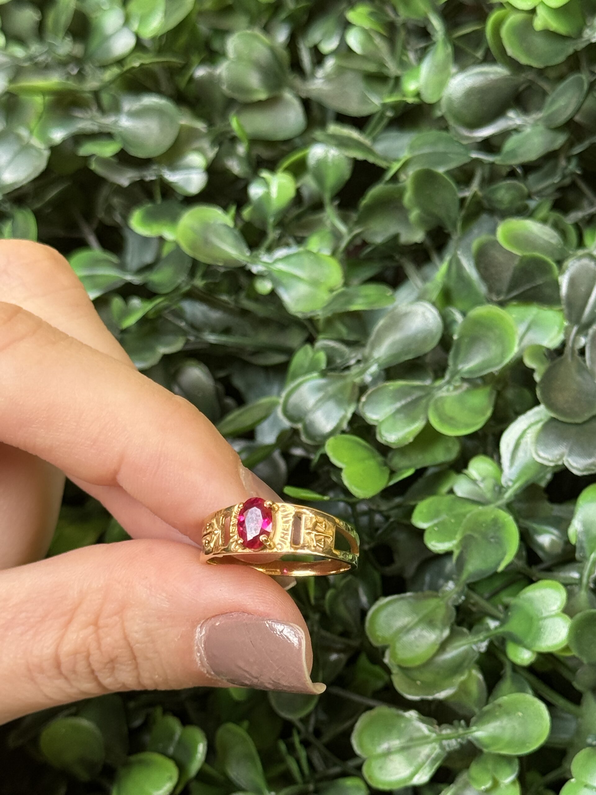 Anel de formatura em ouro 18k - Imagem 4