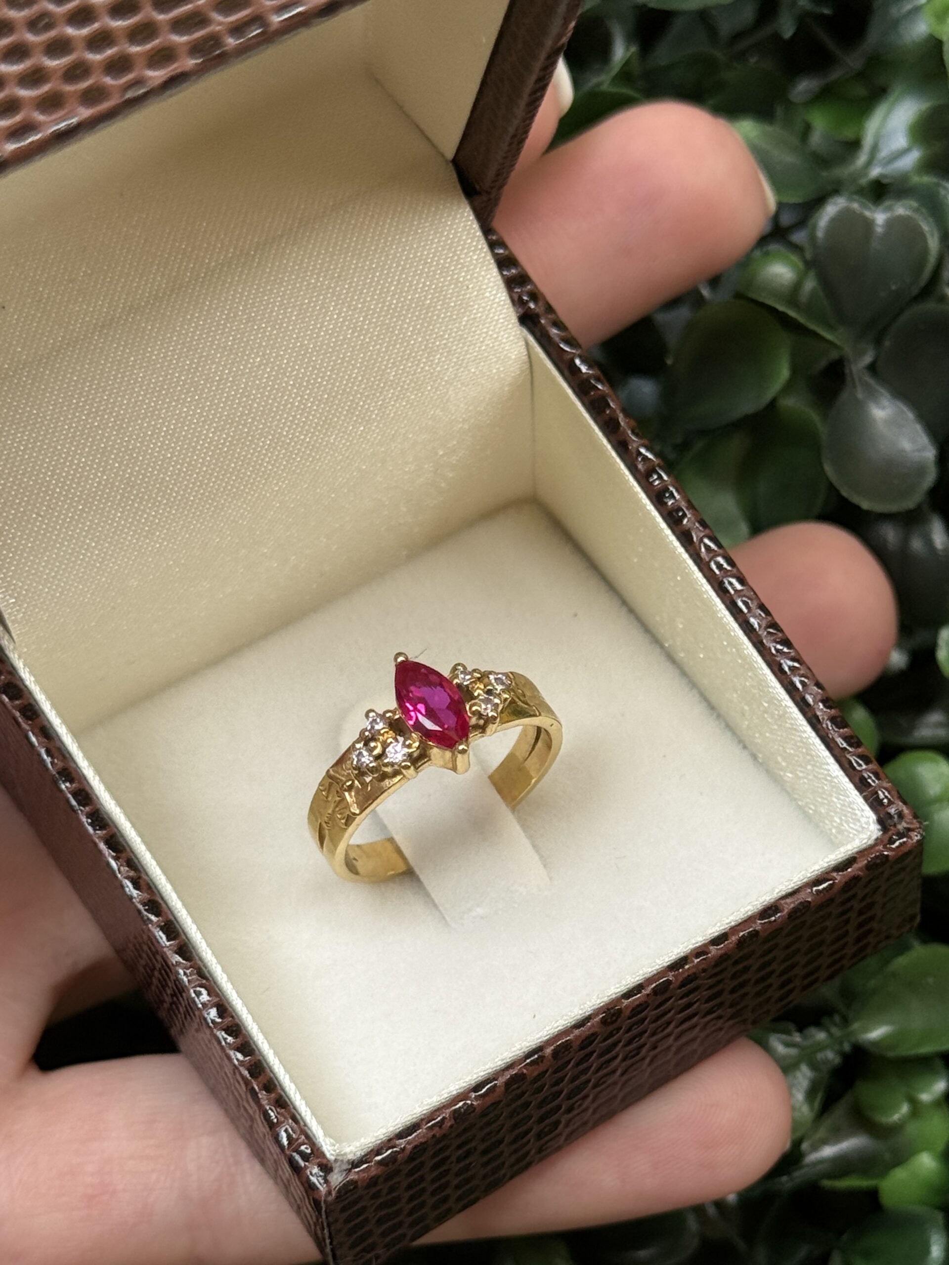 Anel de formatura em ouro 18k