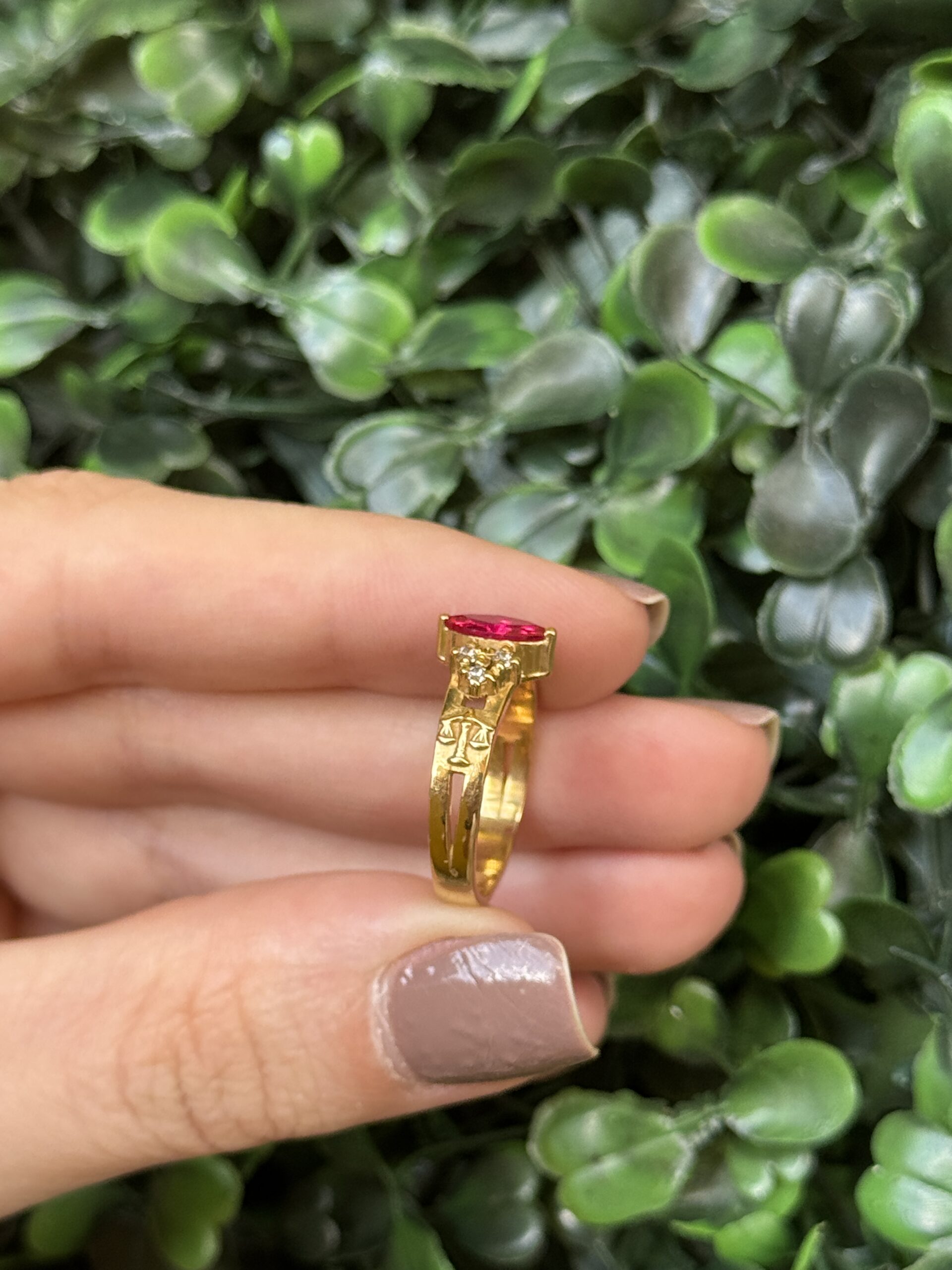 Anel de formatura em ouro 18k - Imagem 4