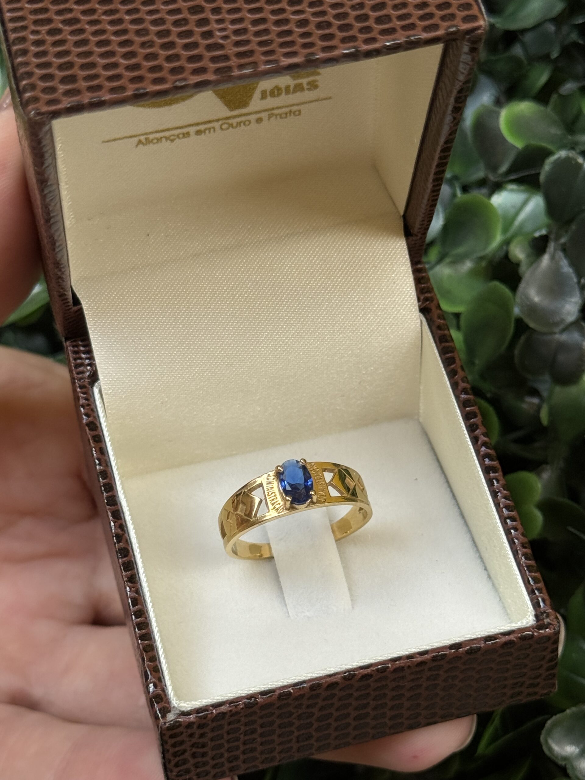 Anel de formatura em ouro 18k