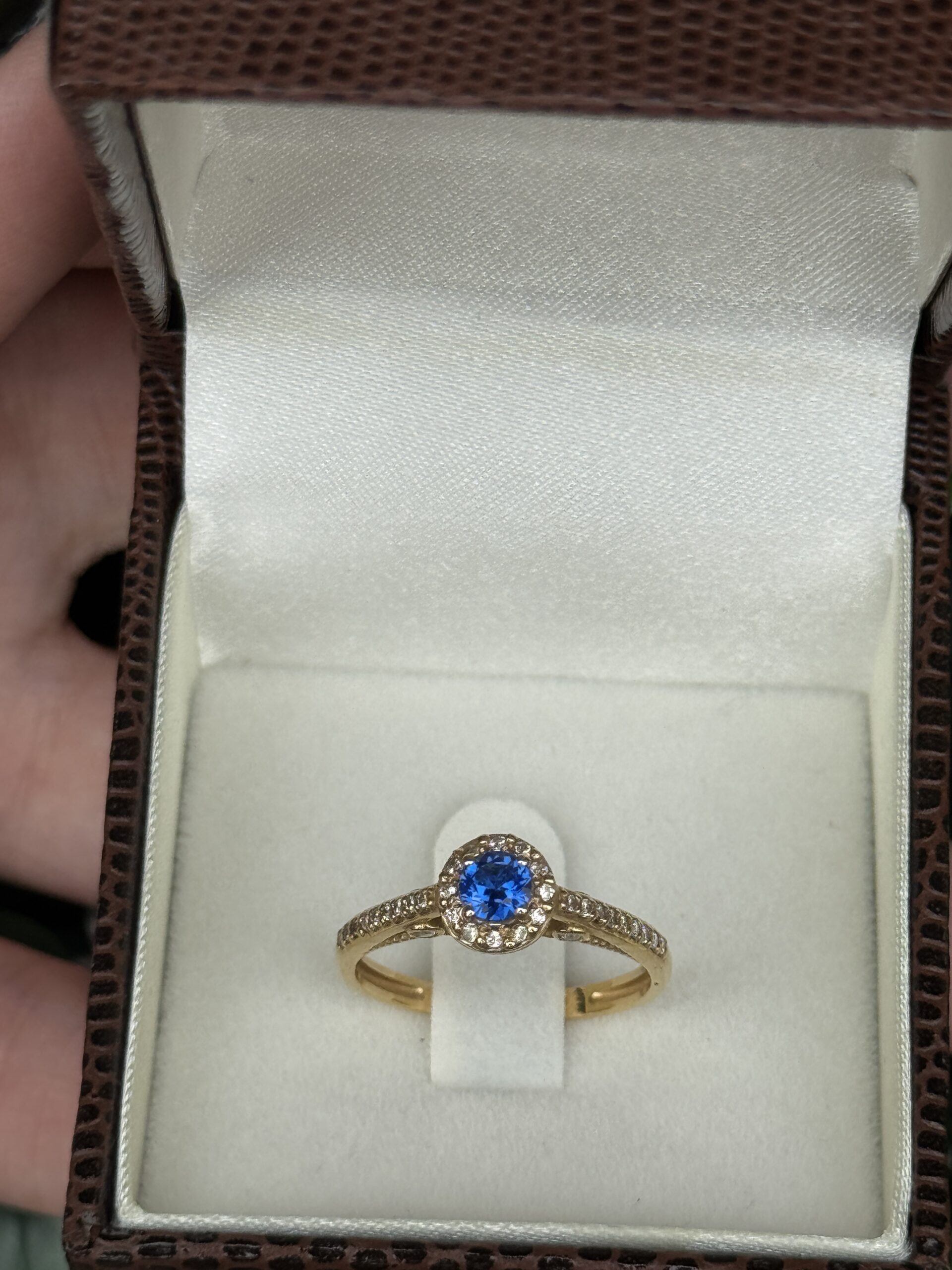 Anel de formatura em ouro 18k - Imagem 4