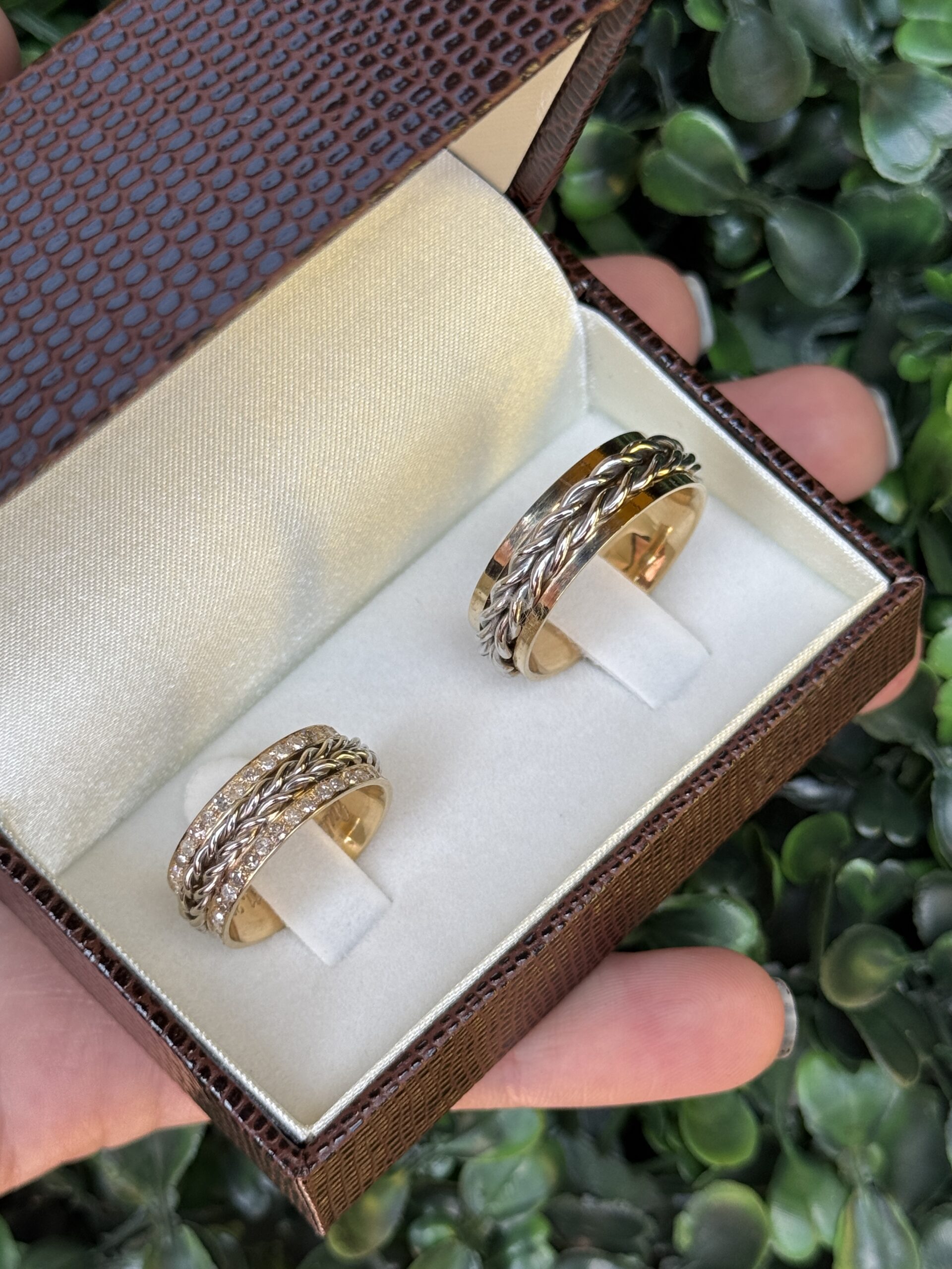 Par de aliança 7mm em ouro com trança - Imagem 6