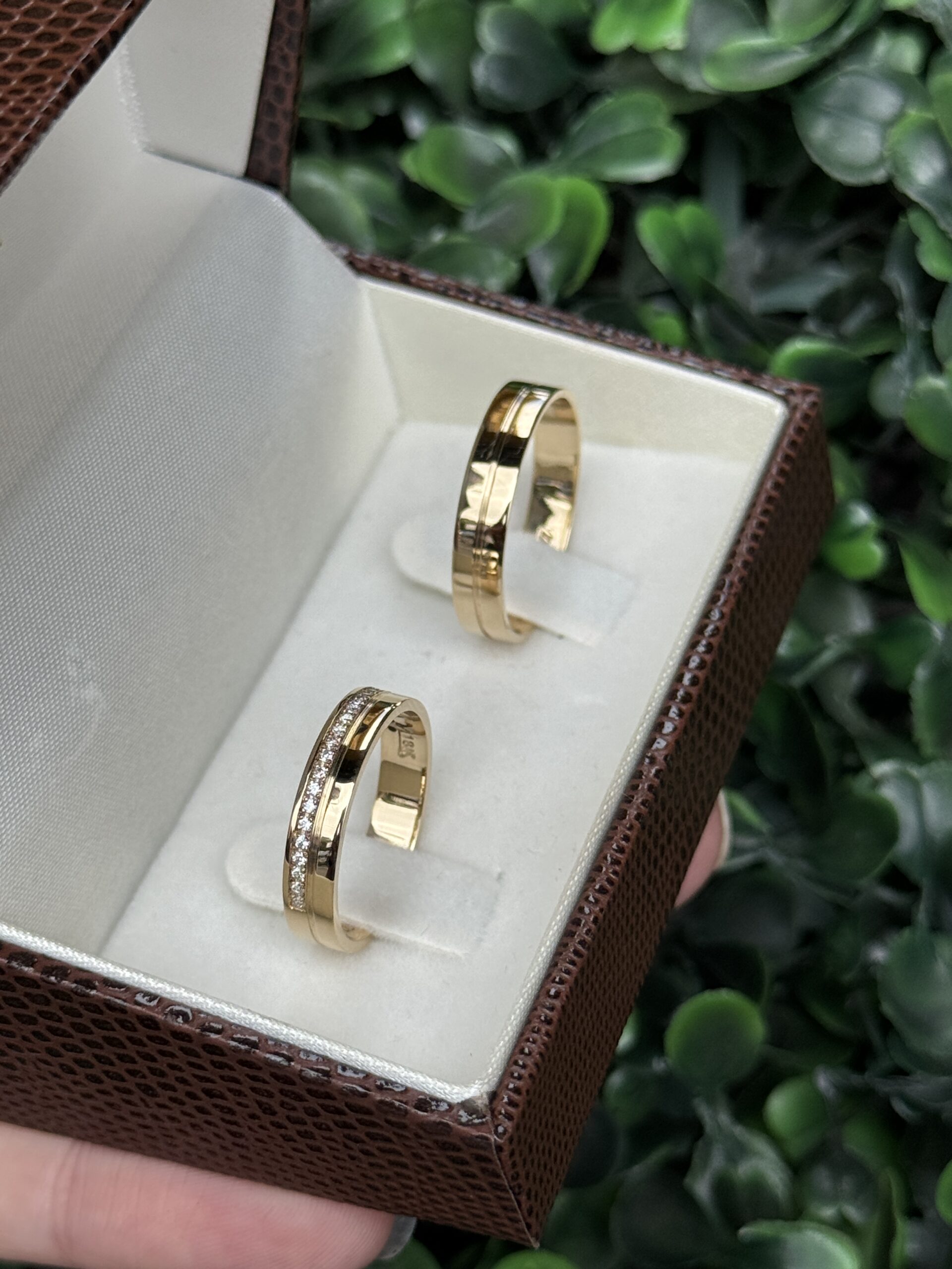 Par de aliança 4mm em ouro - Imagem 3