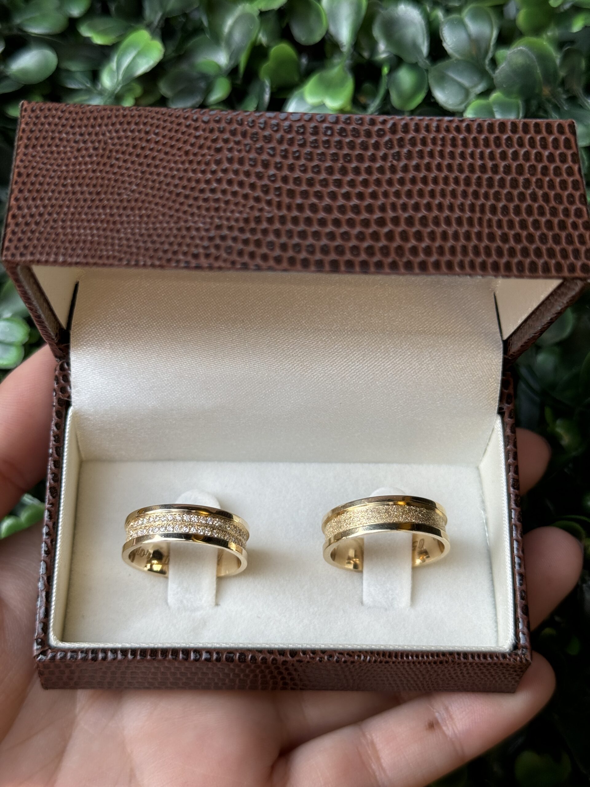 Par de aliança 6mm em ouro - Imagem 2