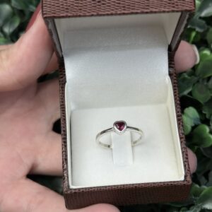 Solitário em prata modelo coração