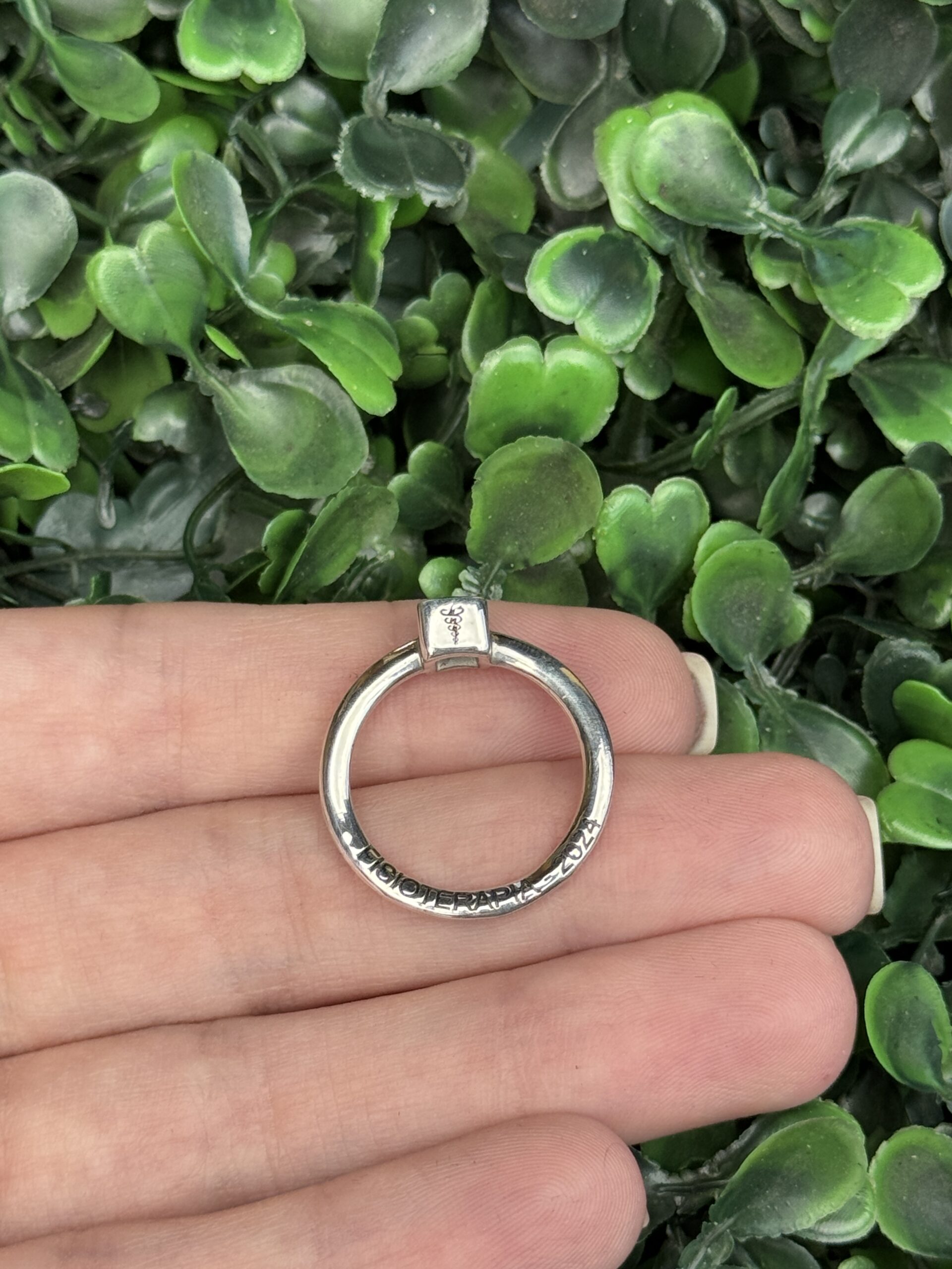 Anel de formatura em prata - Imagem 7