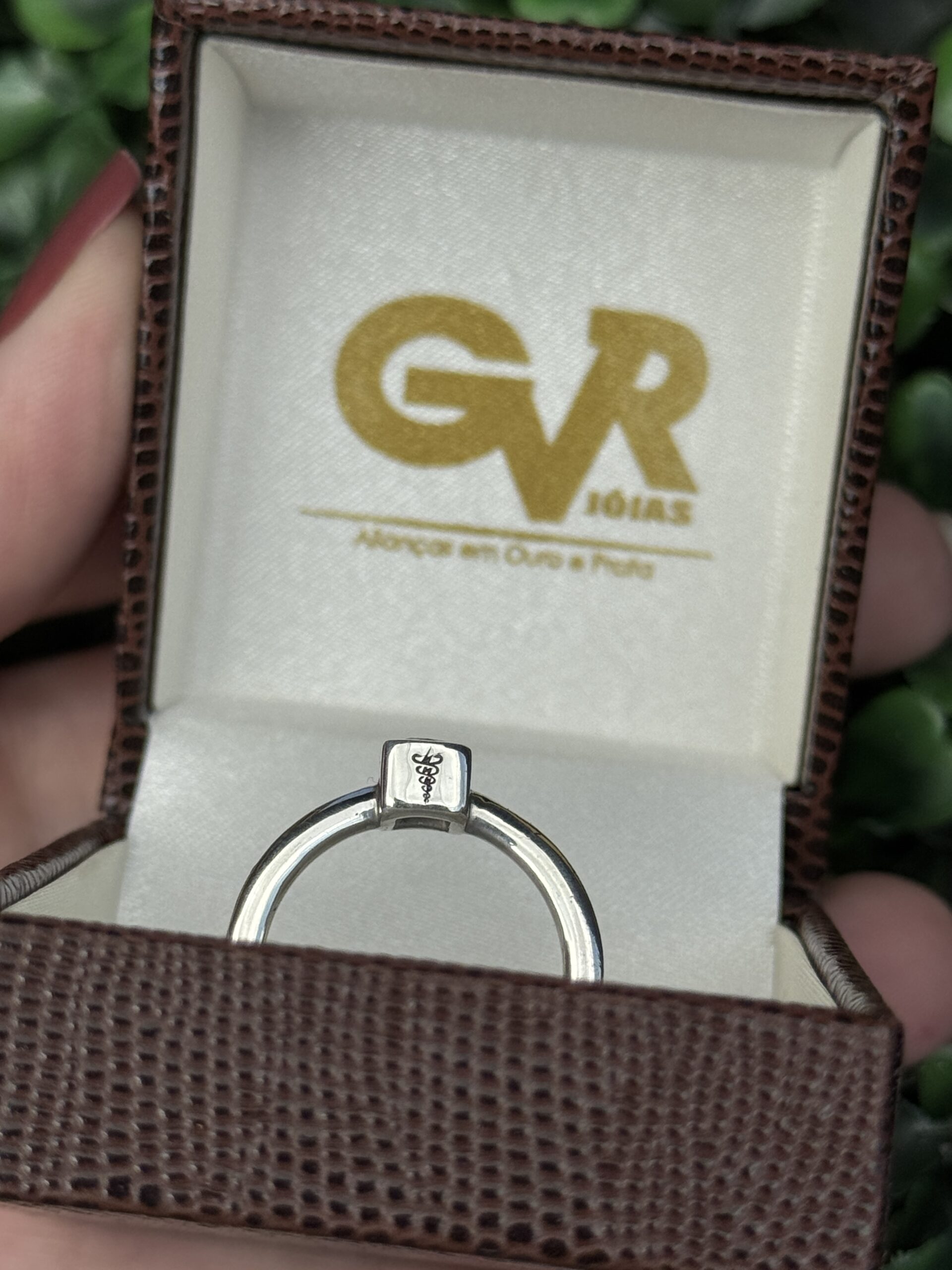 Anel de formatura em prata - Imagem 6