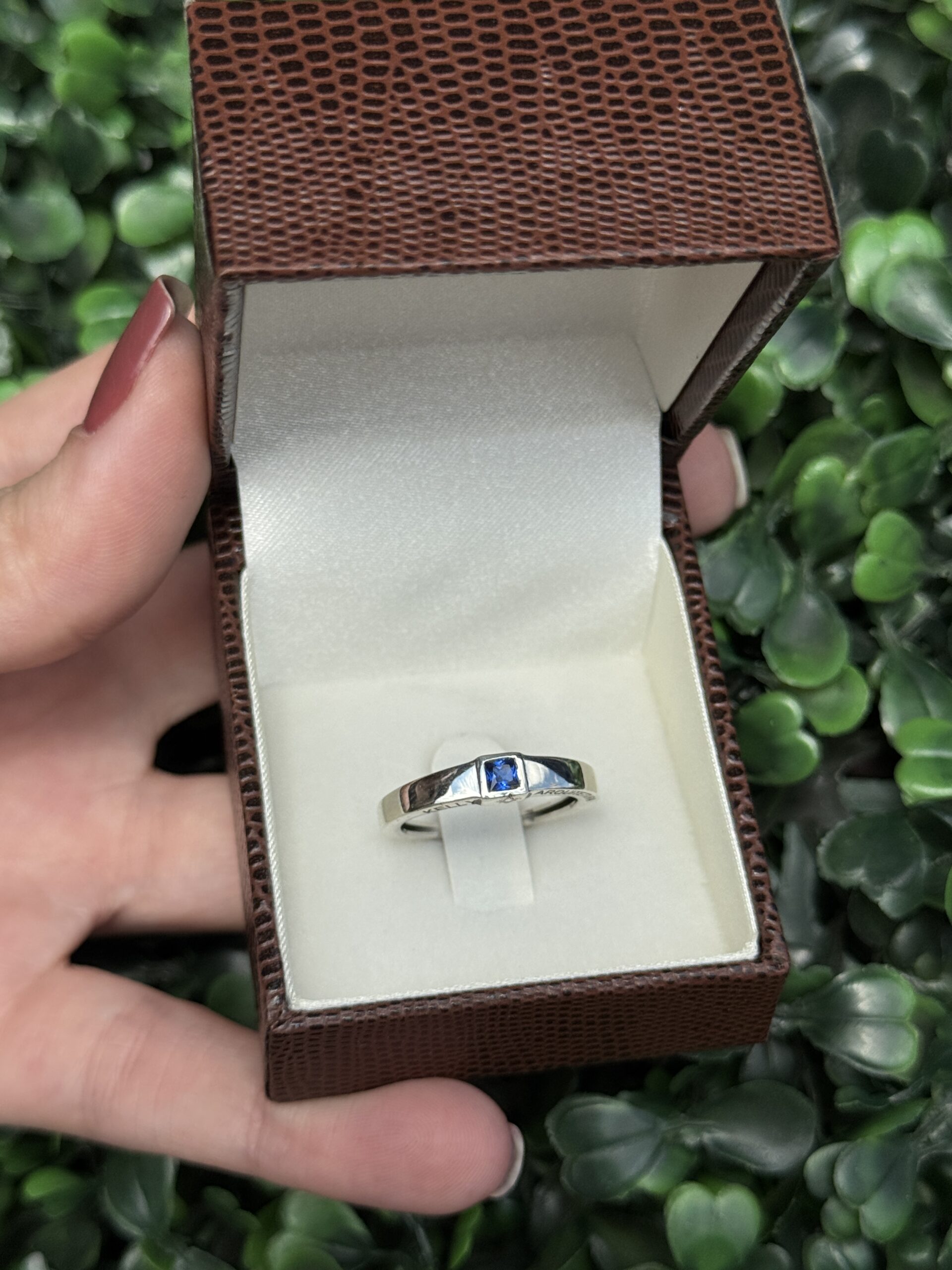 Anel de formatura em prata - Imagem 5