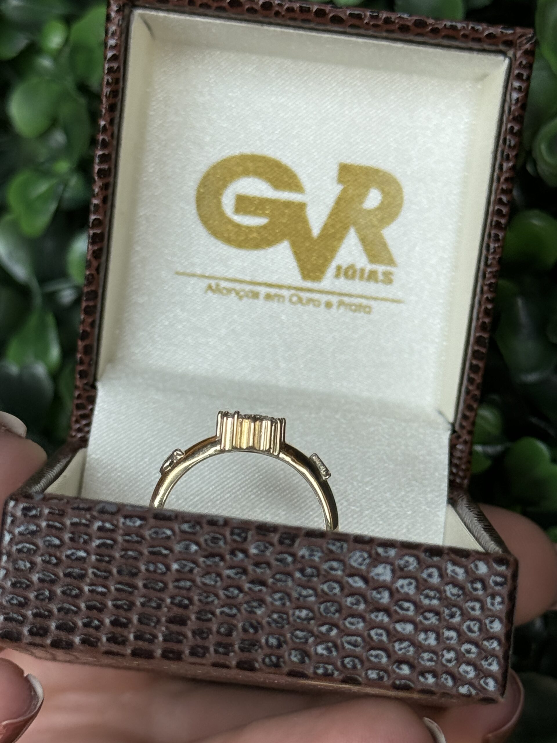 Anel de formatura em ouro 18k - Imagem 2